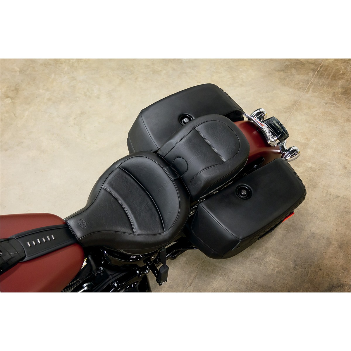 Mustang Max Profile Passenger Touring Seat