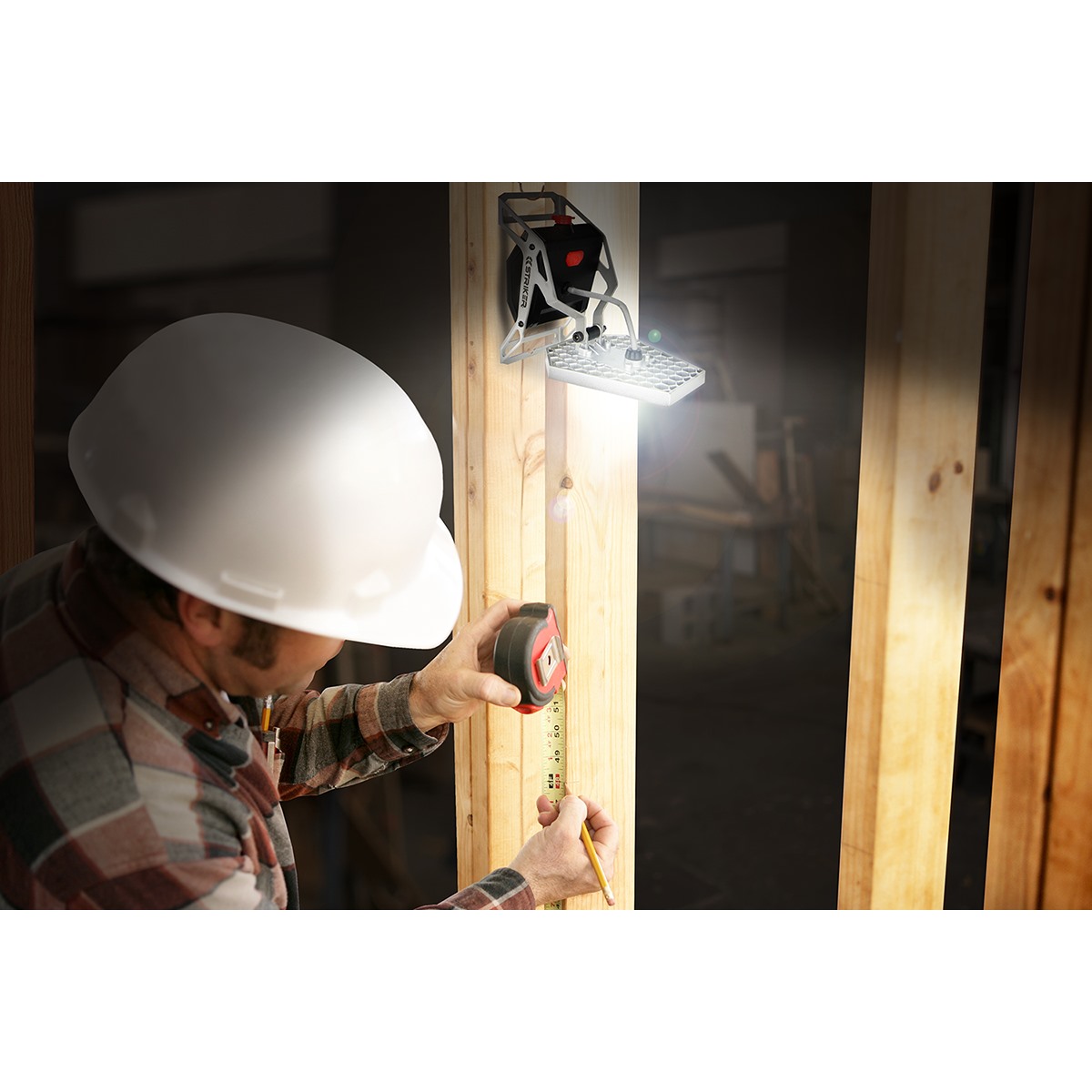 Risk Racing Mobile Task Light - 1200 Lumen Rechargeable Task Light